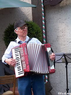 Maibaum%202012-100_1091